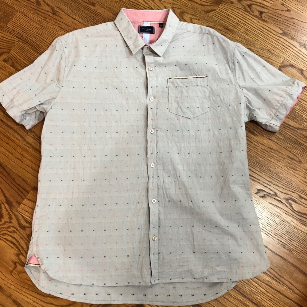 EUC 7 Diamonds Geo Print